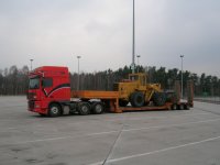 naczepa-niskopodwoziowa-GOLDHOFER---1_big--11040319551453115900.jpg