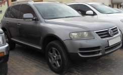 Volkswagen-Touareg-2006-2-min.jpg